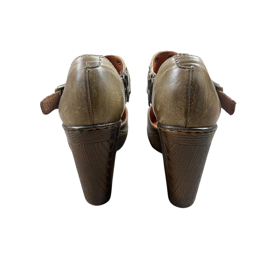 Born Womens Olive Green Leather Studded Platform Peep Toe Heels Size 9 - Picture 4 of 8